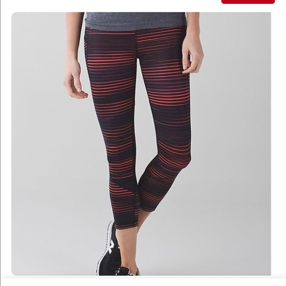 Lululemon Pace Revival Crop - like new!